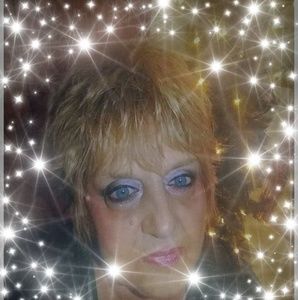 Meet your Posher, Rita